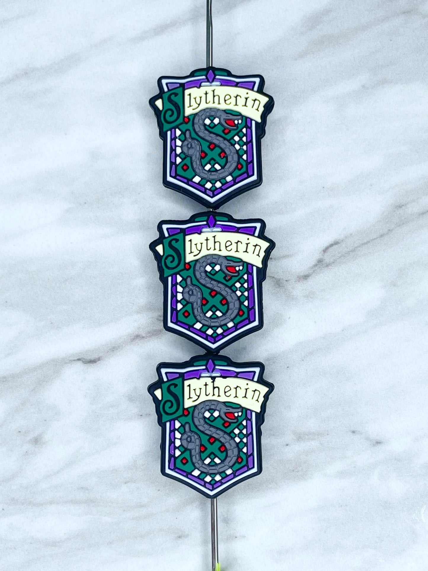 SLYTHERIN SILICONE FOCAL D227 (1ct)