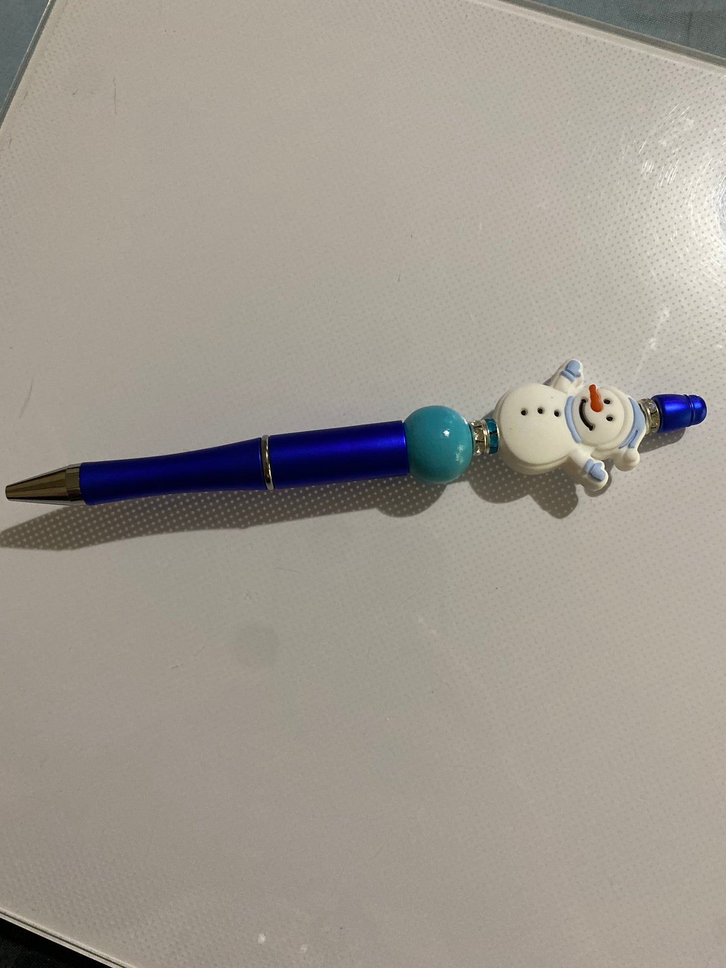 Snowman pen - 3
